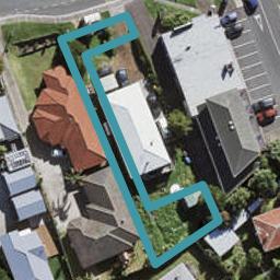 10/246 Wairau Road, Glenfield, Auckland