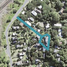 143 Marine Parade North, Piha