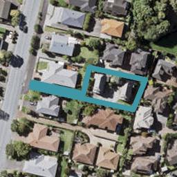 2/42 Pigeon Mountain Road, Half Moon Bay, Auckland