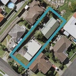 2/31 Corunna Road, Milford, Auckland