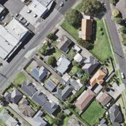 4/6 Shakespeare Road, Milford, Auckland