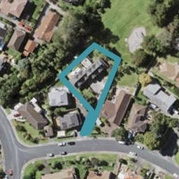 2/11 Landsberg Way, Windsor Park, Auckland