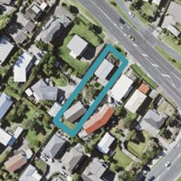 2/698 East Coast Road, Pinehill, Auckland