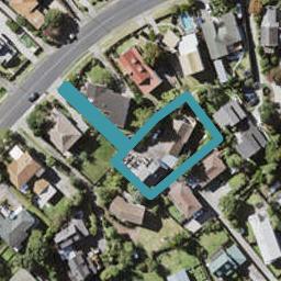2/135 Oaktree Avenue, Browns Bay, Auckland
