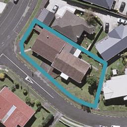 2/1 Evelyn Place, Welbourn, New Plymouth