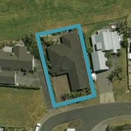 10 Cayman Court, One Tree Point