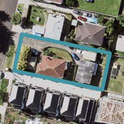 8 Holland Avenue, Point England, Auckland
