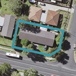 1/2 Jillteresa Crescent, Half Moon Bay, Auckland