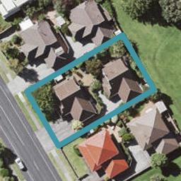 2/36 Sunderlands Road, Half Moon Bay, Auckland