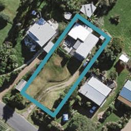 17 Alison Road, Surfdale, Waiheke Island