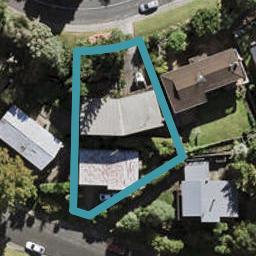2/21 Girrahween Drive, Totara Vale, Auckland