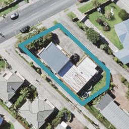 2/95 Aberdeen Road, Castor Bay, Auckland