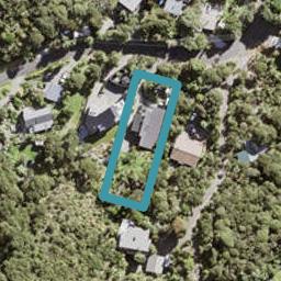 24 Rayner Road, Piha, New Lynn