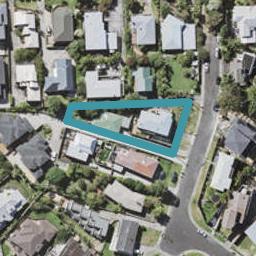 1/3 Hauraki Crescent, Pinehill, Auckland