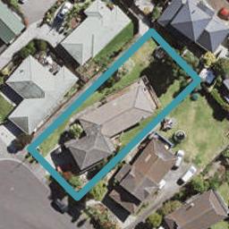 8 Lesa Annis Place, Henderson, Auckland