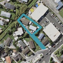 2/150 Sunnynook Road, Sunnynook, Auckland