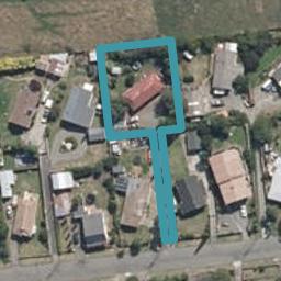 12A Flower Street, Bulls