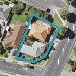 2/171 Botany Road, Botany Downs, Auckland