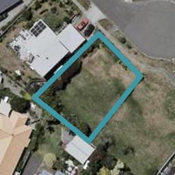 32 Pharazyn Avenue, Waikanae Beach, Waikanae