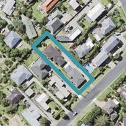2/1 Arran Road, Browns Bay, Auckland