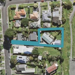3/0 Gladstone Road, Northcote, Auckland