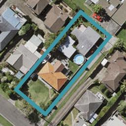 1/39 Corunna Road, Milford, Auckland