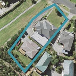 2/728 East Coast Road, Pinehill, Auckland