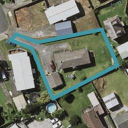 16 Leila Place, Clover Park, Auckland