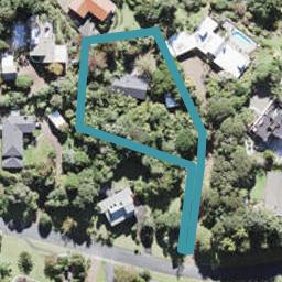 8 Atarua Gardens, Waiatarua, Auckland