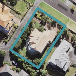 81 Onetaunga Road, Chatswood, Auckland