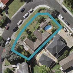 1/32 Salamanca Road, Sunnynook, Auckland