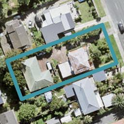 1/1064 Beach Road, Torbay, Auckland