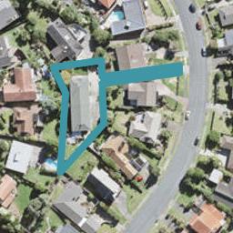 2/18 Stapleford Crescent, Browns Bay, Auckland