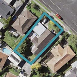 87 Prince Regent Drive, Half Moon Bay, Auckland