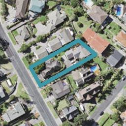 1/22 Pah Road, Cockle Bay, Auckland