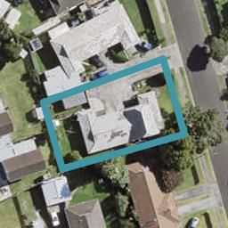 2/43 Challen Close, Conifer Grove, Takanini