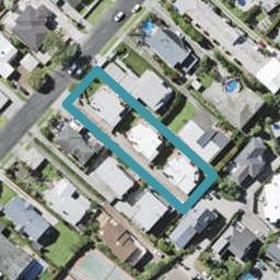 2/67 Castor Bay Road, Castor Bay, Auckland