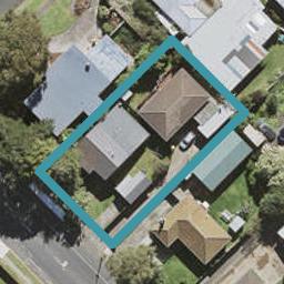 2/17 Tidal Road, Mangere, Auckland