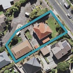 246 Great North Road, Henderson, Auckland
