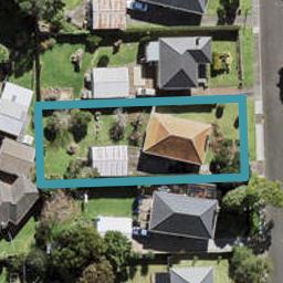 8 London Street, Te Atatu Peninsula, Auckland