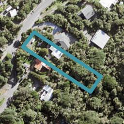 28 Piha Road, Piha, New Lynn