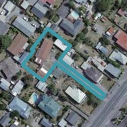 236 High Street South, Carterton