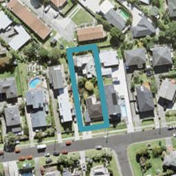 2/20 RIDGE RD, Waiake, Auckland