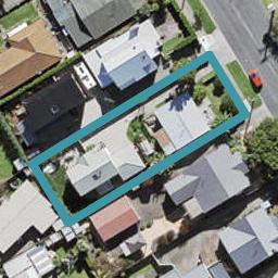 20A Walmer Road, Point Chevalier, Auckland