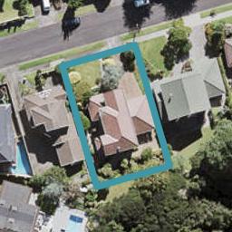 3 Ravenstone Place, Chatswood, Auckland