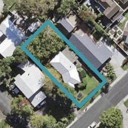 11 Mountbatten Avenue, Hillcrest, Auckland