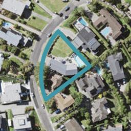 1/3 Burford Place, Mellons Bay, Auckland