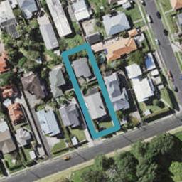 2/24 Ngataringa Road, Devonport, Auckland