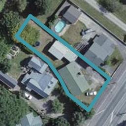271 High Street North, Carterton