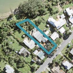 15 Okura River Road, Albany